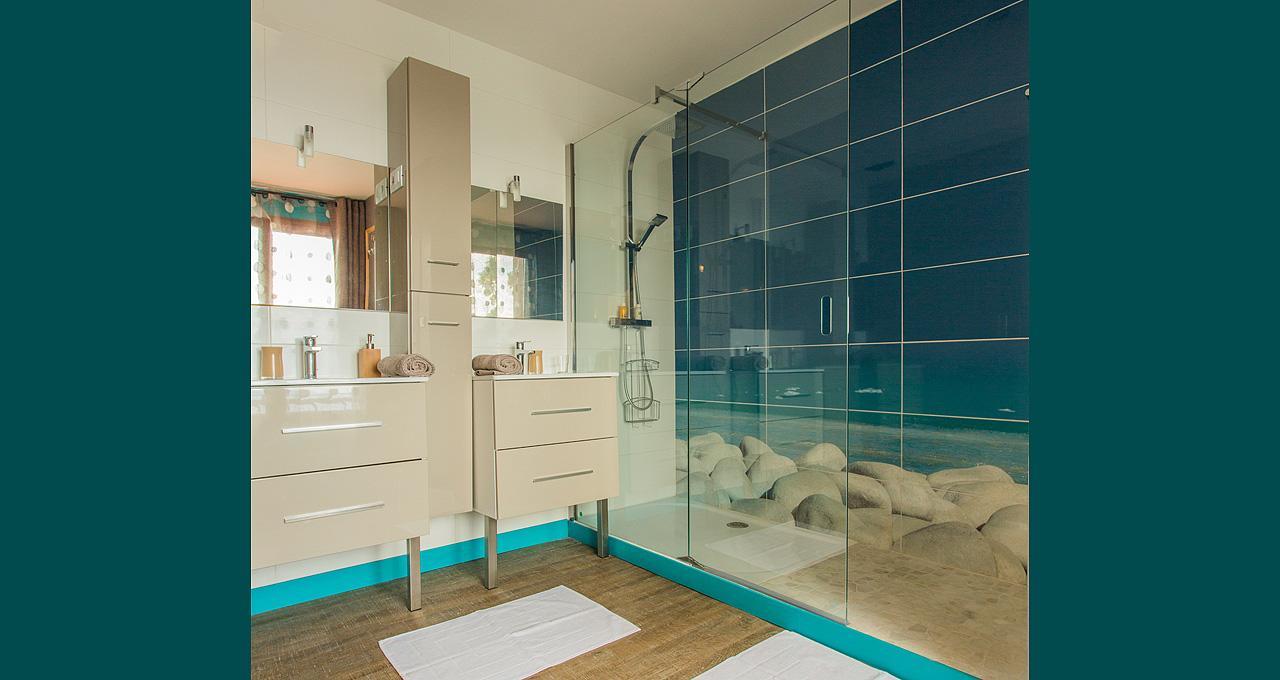 มา ลา มาร์เชต Bed & Breakfast เซเรต์ ภายนอก รูปภาพ